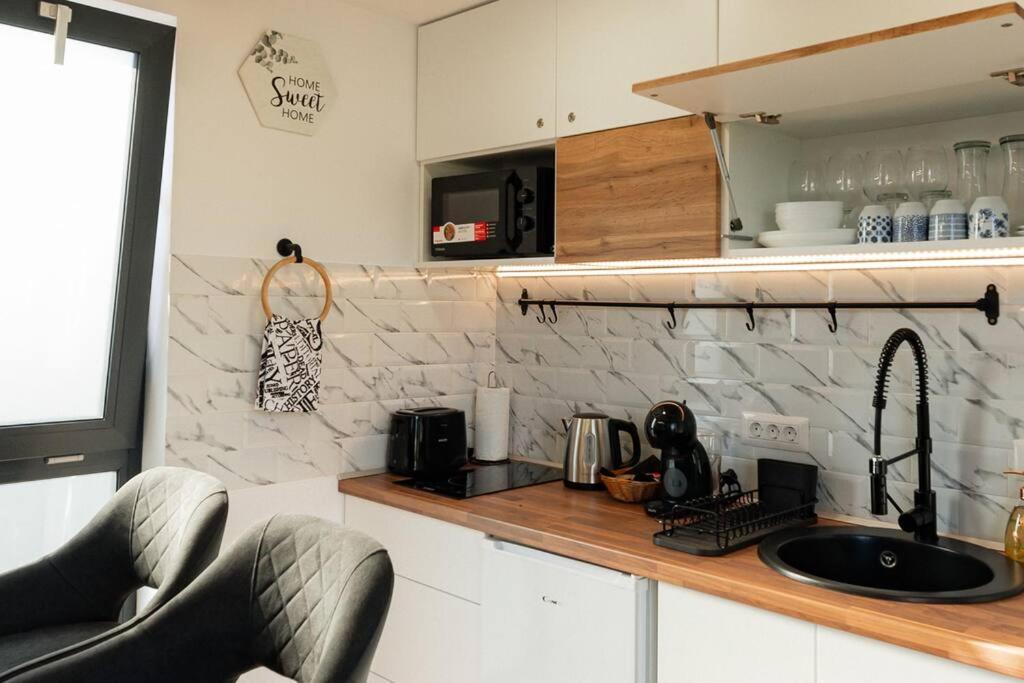 Cozy Cube - Tiny House Villa Saru Dornei Exterior photo